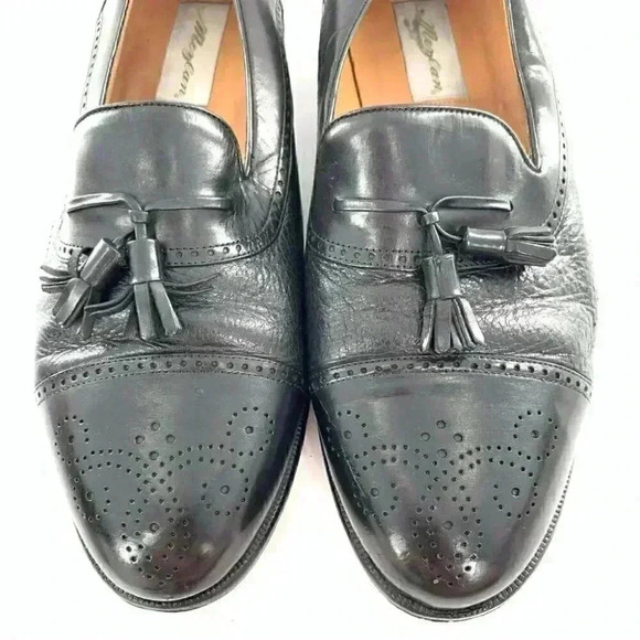 Mezlan mens loafers size 11.5 Havana black leather tassels Cap toe brogue main image 8